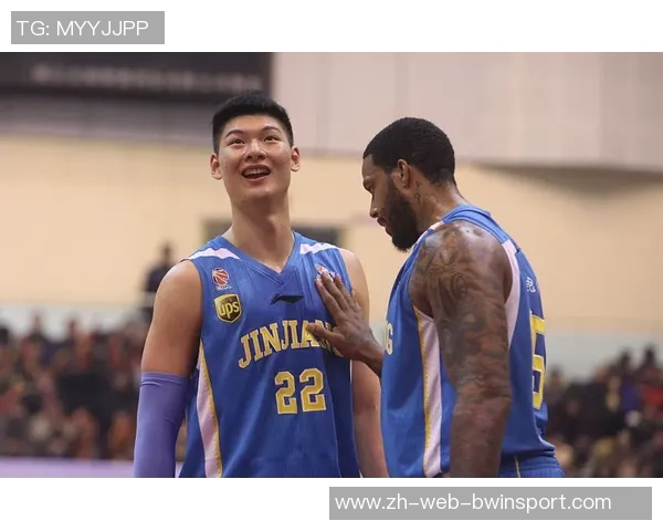 足球邹勇的传奇之路：从青涩少年到顶尖球员的成长故事